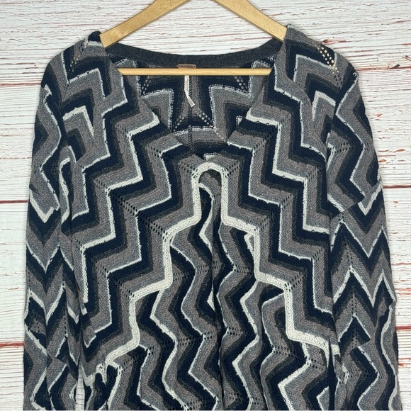 NWT Free People Rhiannon Chevron Knit Mini Dress in Black Combo S - Picture 7 of 16